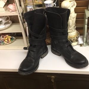 Steve Madden black leather boots, s:7
